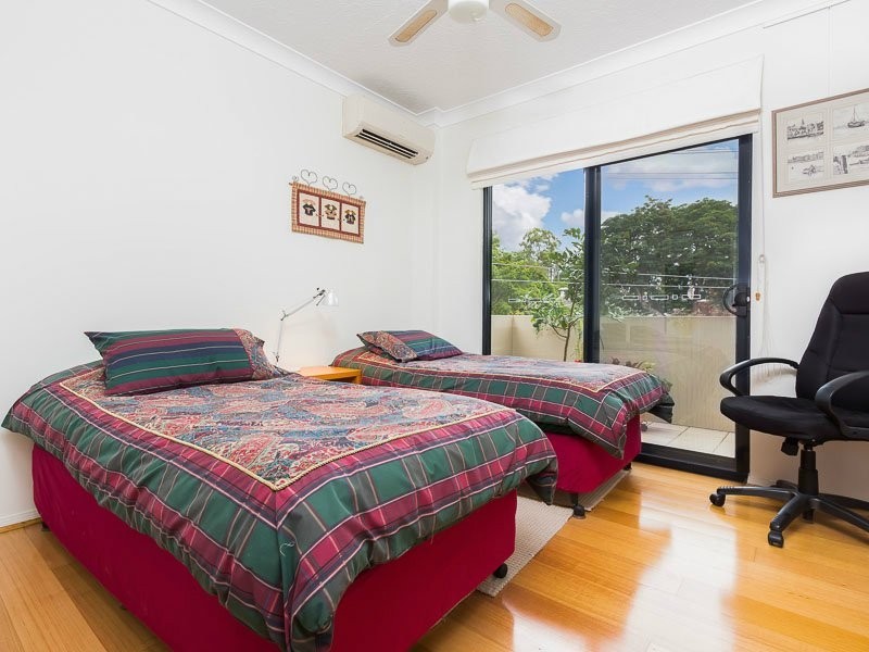 2/26 Paradise Street, Highgate Hill QLD 4101