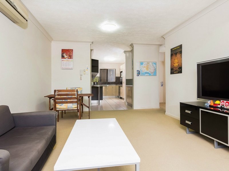 2/472 Wynnum Road, Morningside QLD 4170