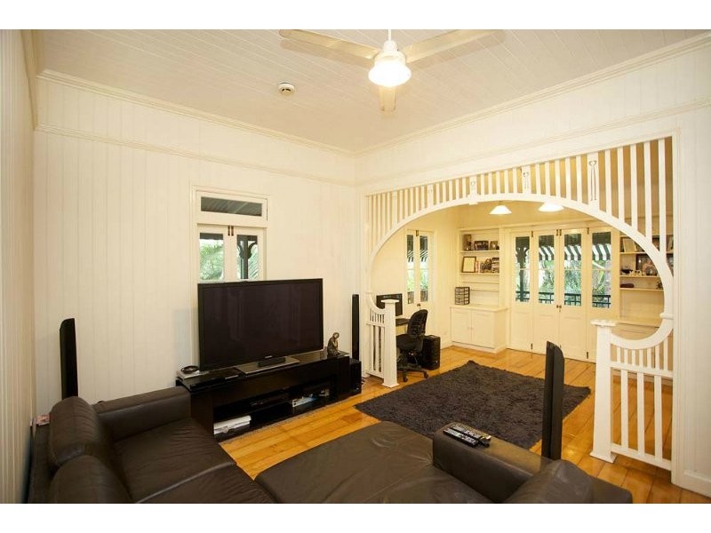 56 Lindon Street, Dutton Park QLD 4102