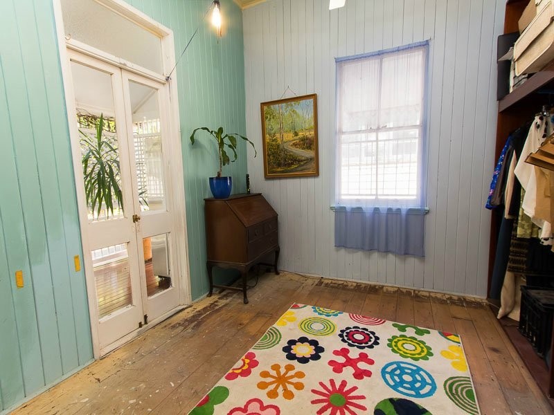 26 Deighton Road, Dutton Park QLD 4102