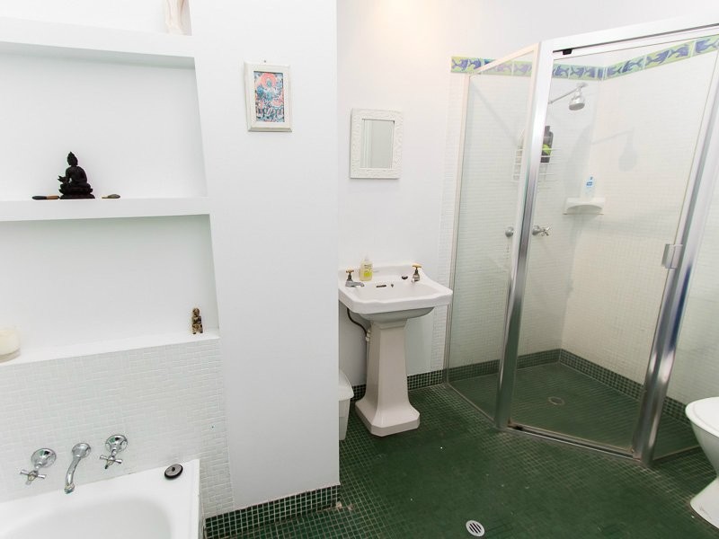 26 Deighton Road, Dutton Park QLD 4102