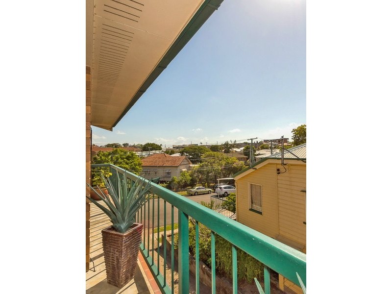 2/14 Nicklin St, Coorparoo QLD 4151