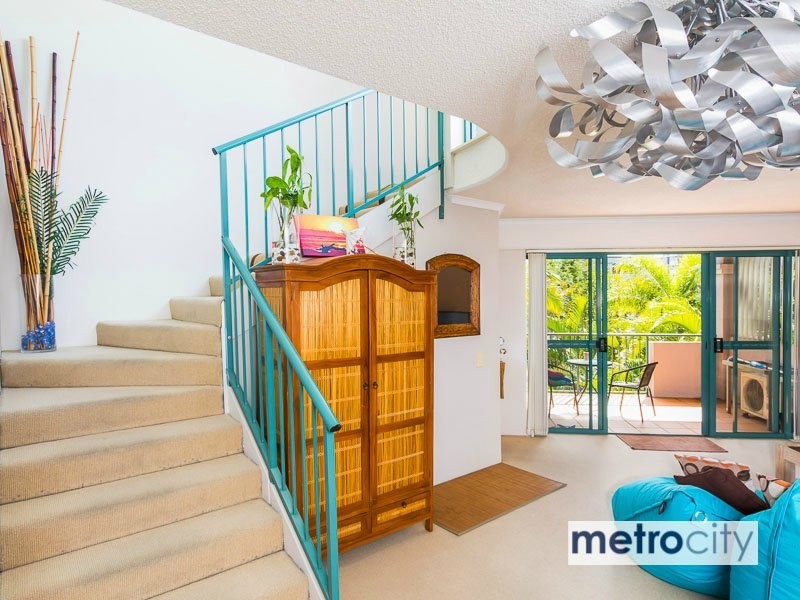 18/219 Wellington Rd, East Brisbane QLD 4169