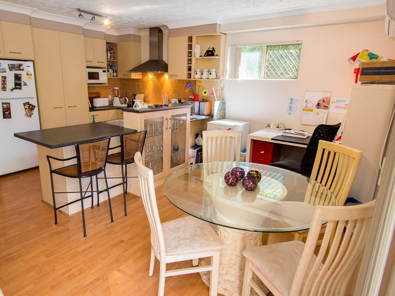 1/4 Bonney Ave, Clayfield QLD 4011