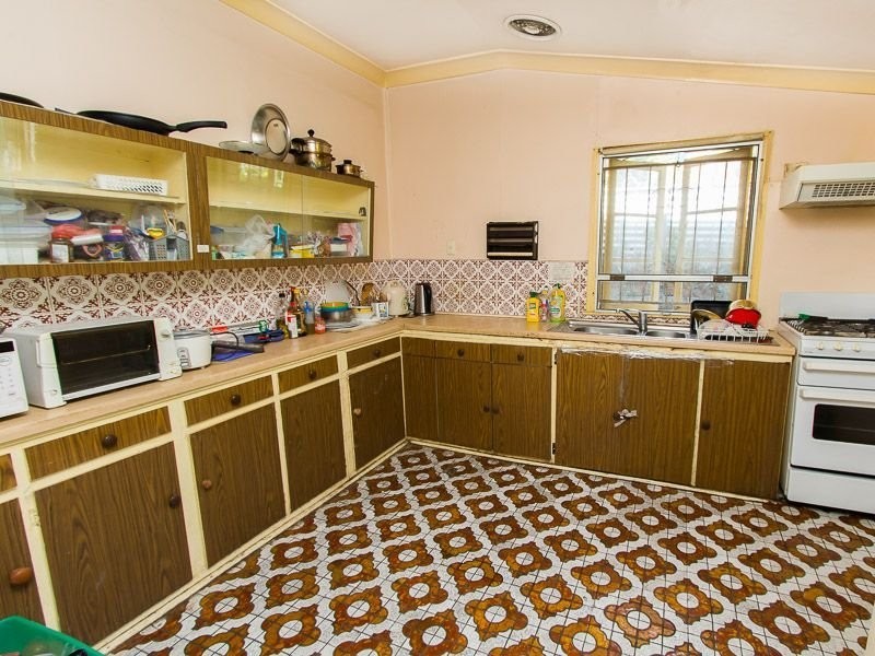 10 Baynes St, Highgate Hill QLD 4101