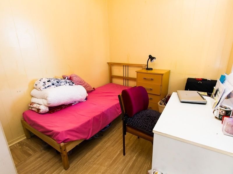 10 Baynes St, Highgate Hill QLD 4101