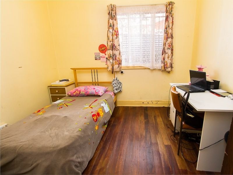 10 Baynes St, Highgate Hill QLD 4101