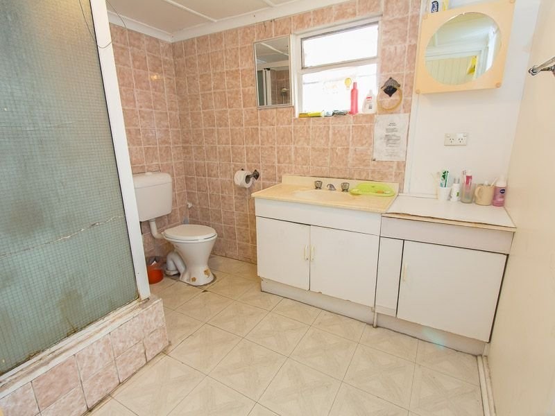 10 Baynes St, Highgate Hill QLD 4101