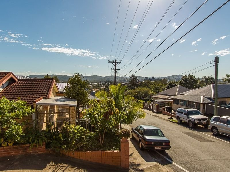 10 Baynes St, Highgate Hill QLD 4101