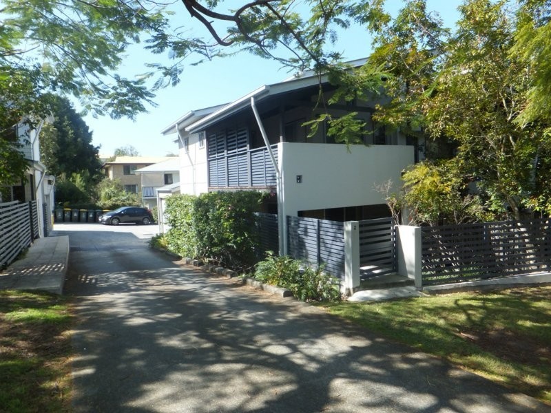 1/80 Clarence Road, Indooroopilly QLD 4068