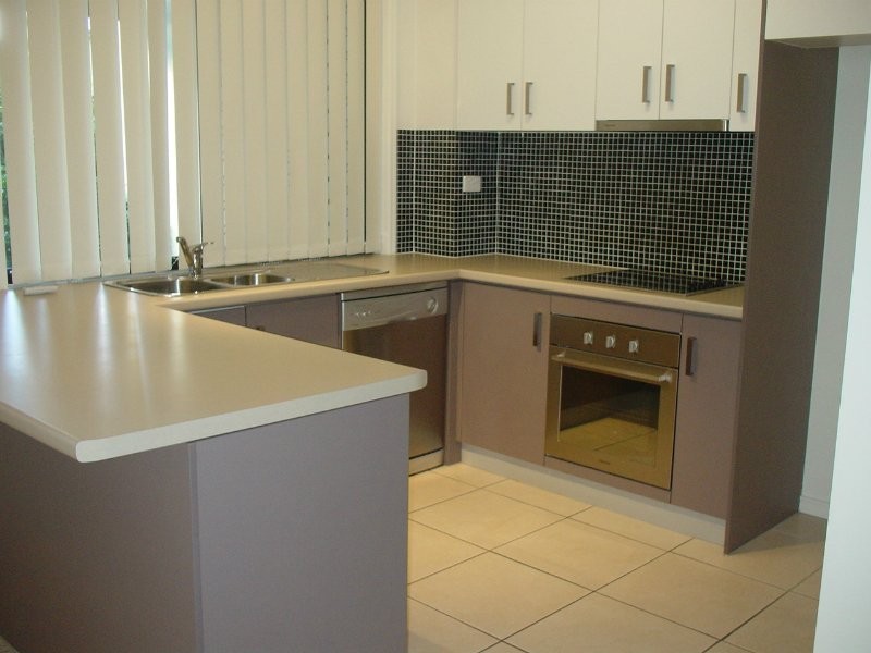 33 Quarry Street, Sherwood QLD 4075