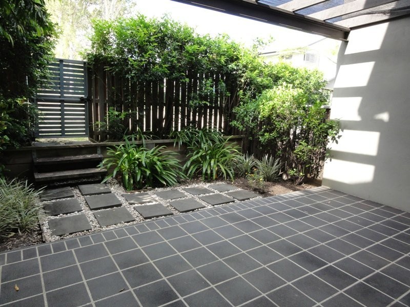 33 Quarry Street, Sherwood QLD 4075