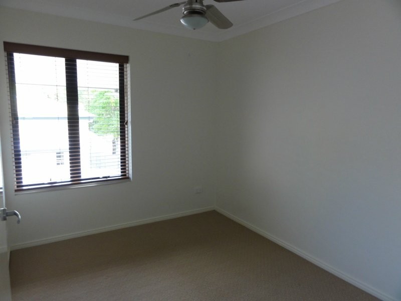 33 Quarry Street, Sherwood QLD 4075