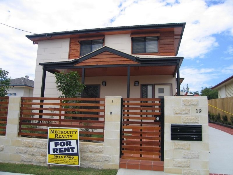 2/19 Western Avenue, Chermside QLD 4032