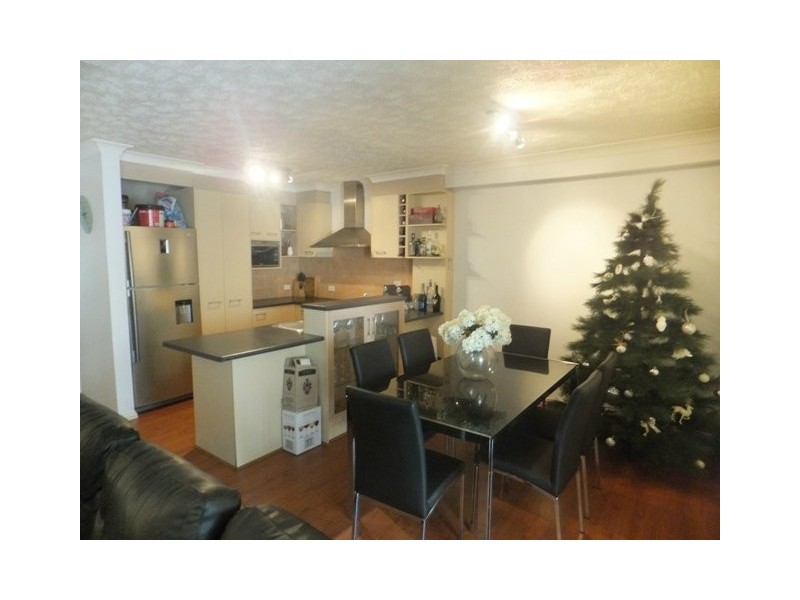 3/4 Bonney Ave, Clayfield QLD 4011