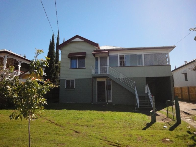 14 Lackey Street, Coorparoo QLD 4151