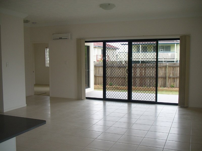 1/76 Gillies Street, Zillmere QLD 4034