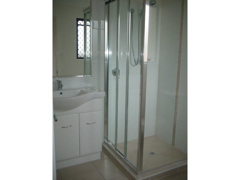 1/76 Gillies Street, Zillmere QLD 4034