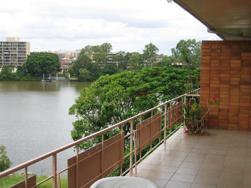 11/119 Ryan Street, Highgate Hill QLD 4101