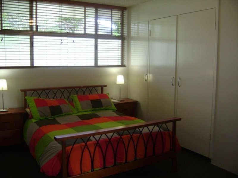 2/17 Dalziel Street, Nundah QLD 4012