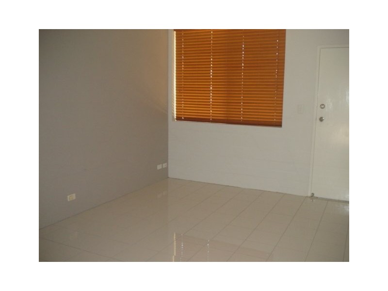 2/17 Dalziel Street, Nundah QLD 4012