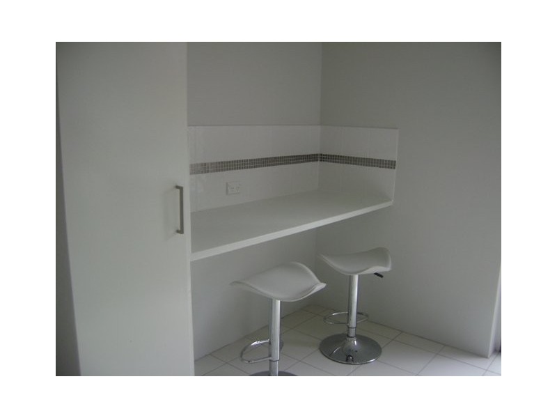 2/17 Dalziel Street, Nundah QLD 4012