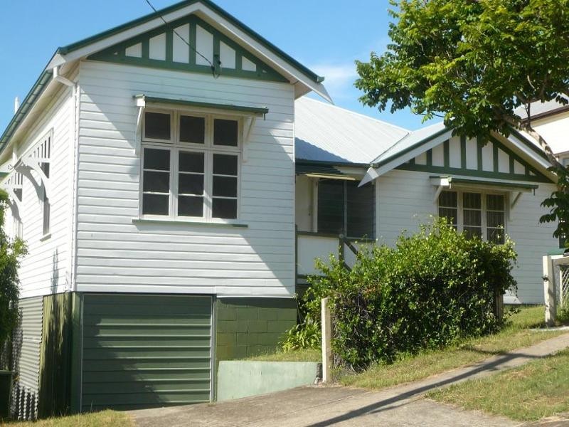 16 Emily Street, Highgate Hill QLD 4101