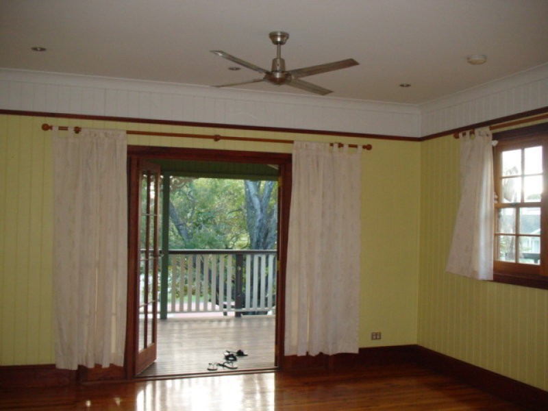 9 Winchester Street, Hamilton QLD 4007