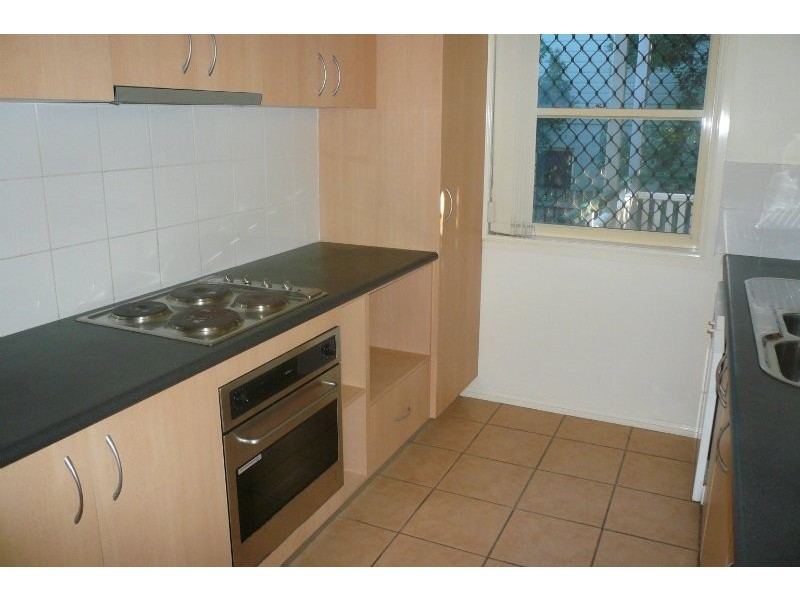 2/91 Kingsbury Street, Norman Park QLD 4170