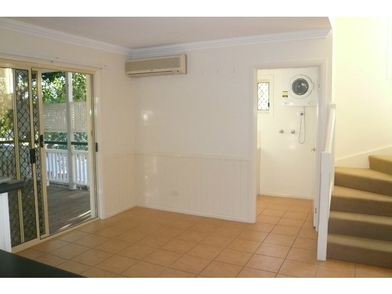 2/91 Kingsbury Street, Norman Park QLD 4170