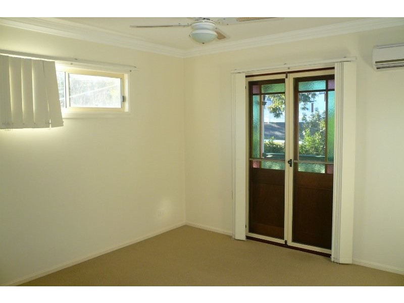 2/91 Kingsbury Street, Norman Park QLD 4170