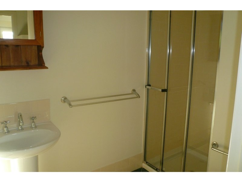 2/91 Kingsbury Street, Norman Park QLD 4170