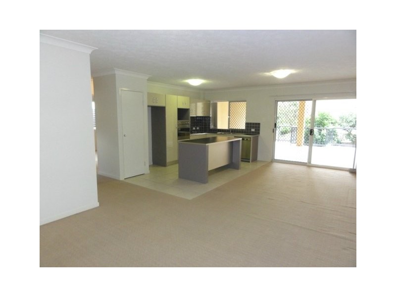 4/102 Glenalva Street, Enoggera QLD 4051