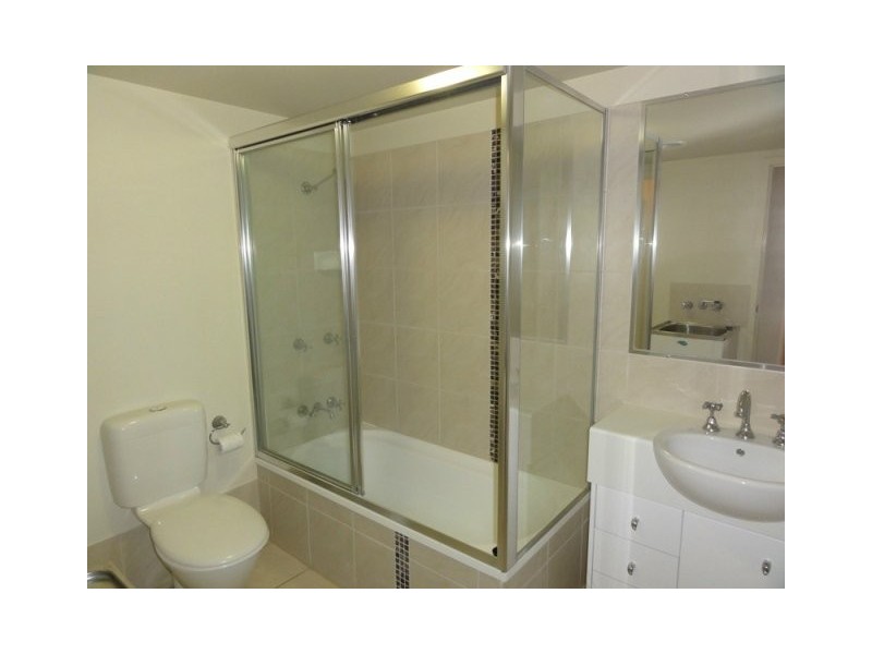 4/102 Glenalva Street, Enoggera QLD 4051