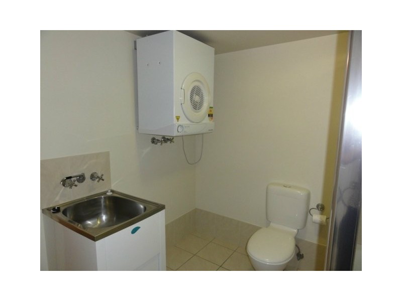 4/102 Glenalva Street, Enoggera QLD 4051