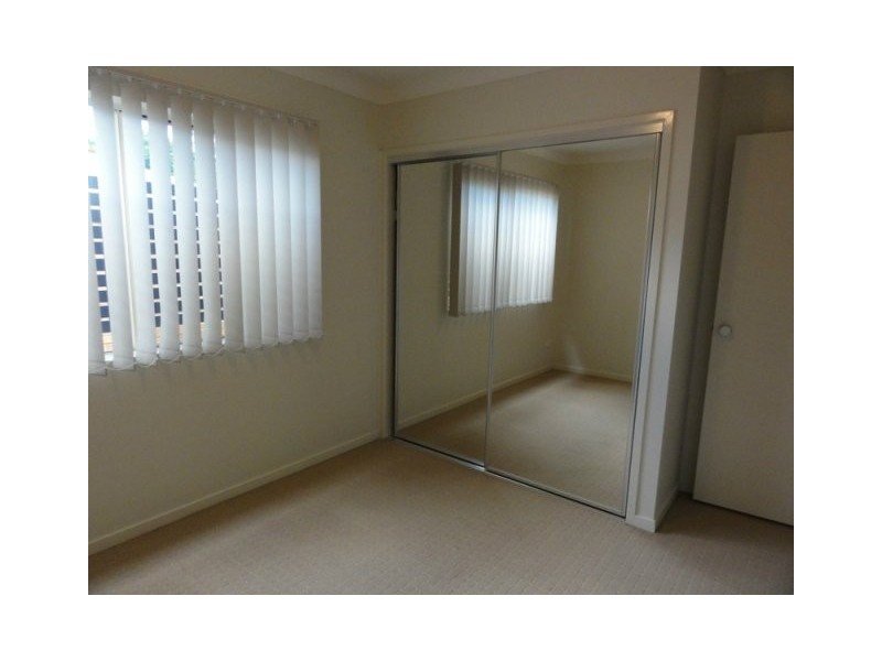 4/102 Glenalva Street, Enoggera QLD 4051