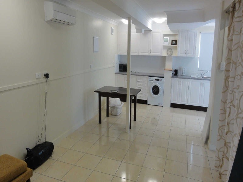 88 Raven Street, Camp Hill QLD 4152