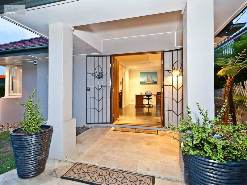 68 Wylie Avenue, Coorparoo QLD 4151