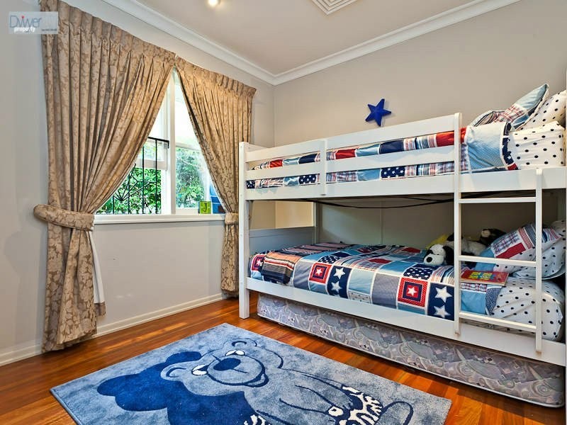 68 Wylie Avenue, Coorparoo QLD 4151