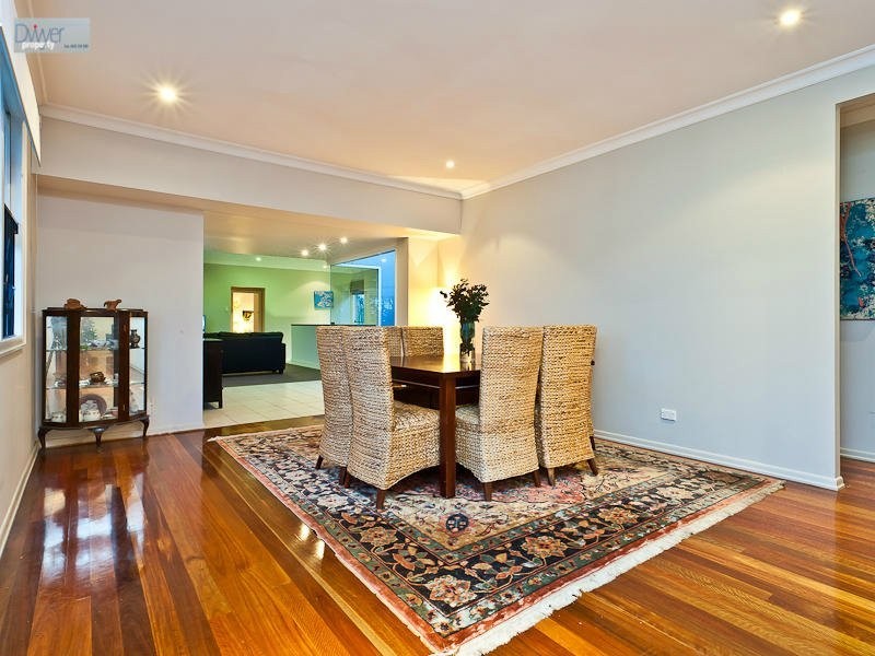 68 Wylie Avenue, Coorparoo QLD 4151