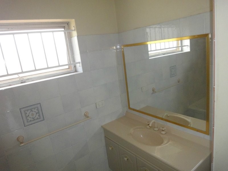 128 Samford Road, Enoggera QLD 4051