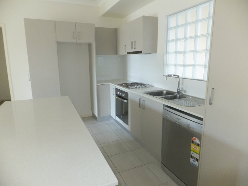 1/106 Gillies Street, Zillmere QLD 4034