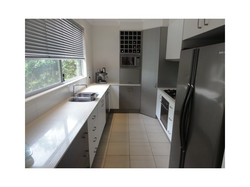 1 Lochaber Street, Dutton Park QLD 4102