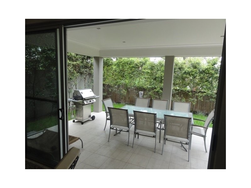 1 Lochaber Street, Dutton Park QLD 4102