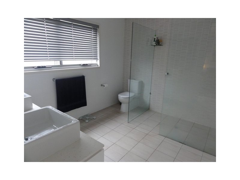 1 Lochaber Street, Dutton Park QLD 4102