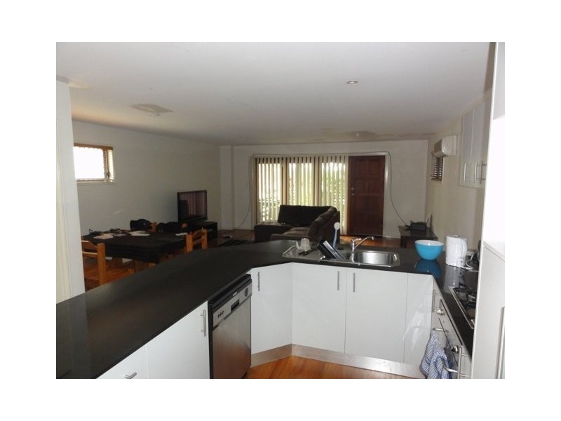 1/285 Riding Road, Balmoral QLD 4171