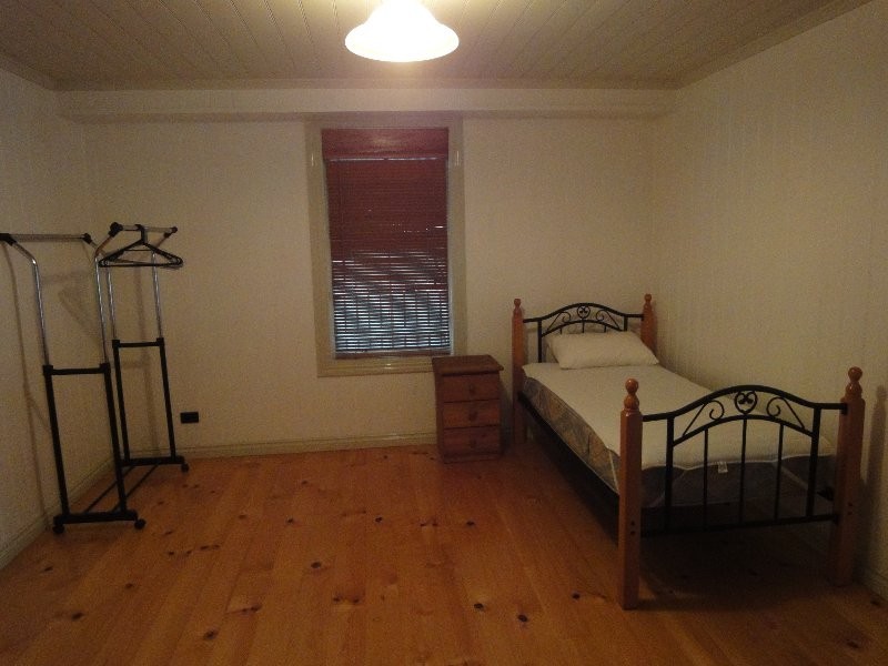 29 Junction Road, Woolloongabba QLD 4102