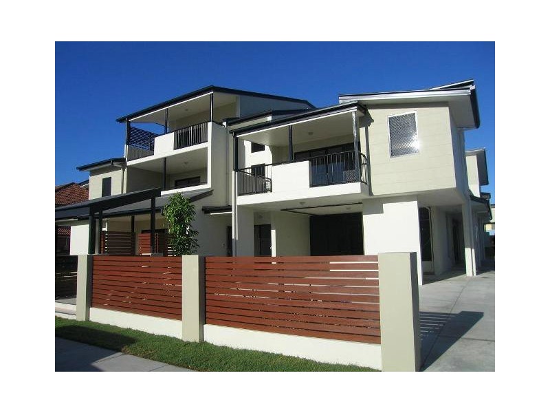 2/11 Onslow Street, Ascot QLD 4007