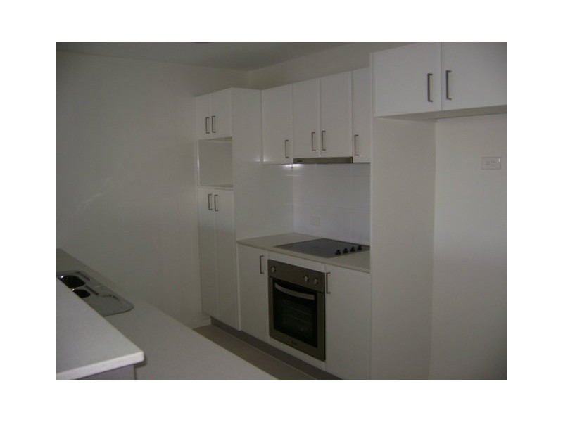 12/159 Clarence Road, Indooroopilly QLD 4068