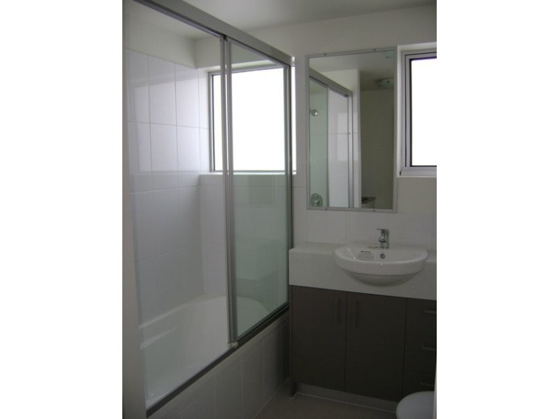 12/159 Clarence Road, Indooroopilly QLD 4068